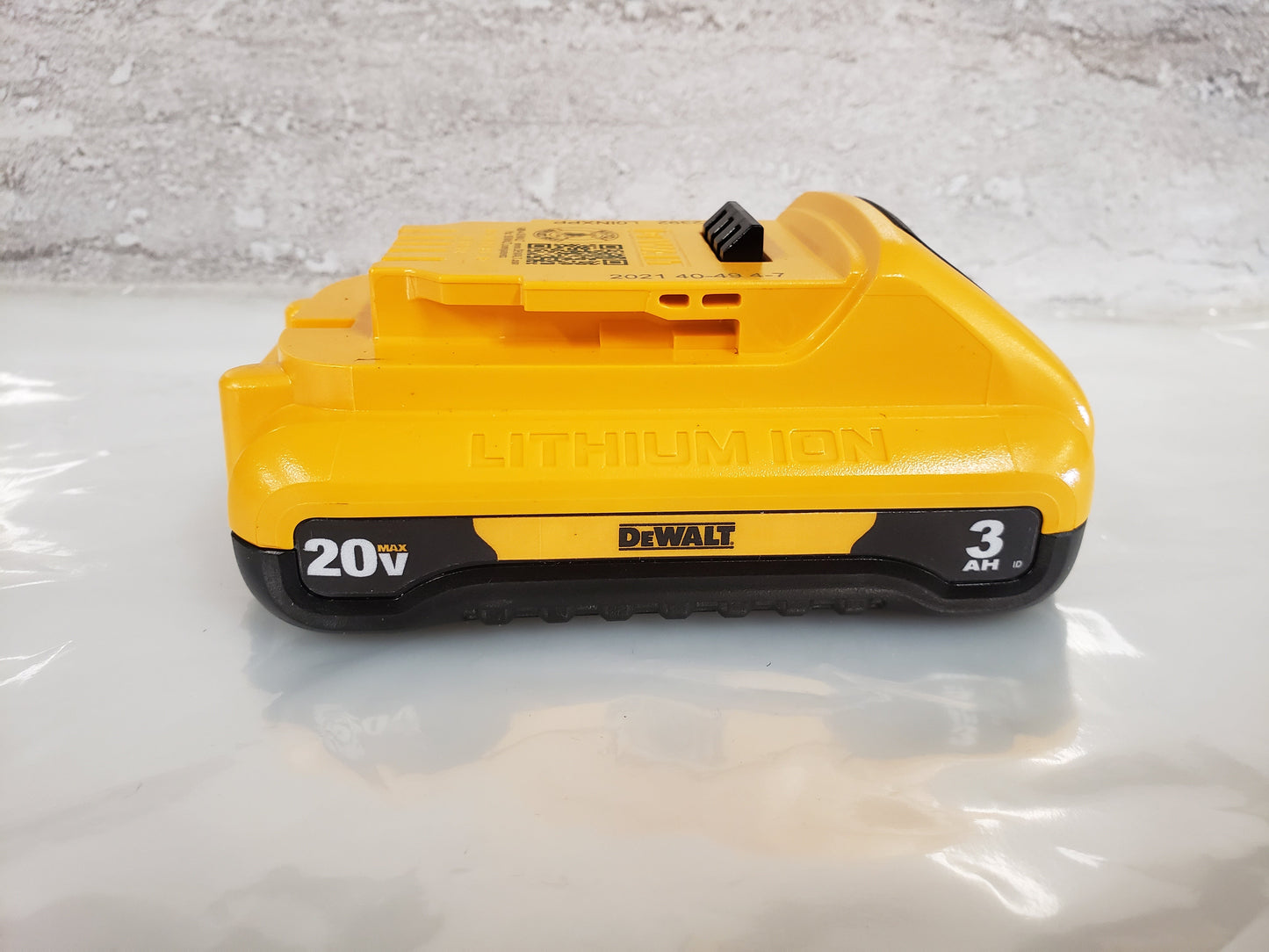 Used, Like New Dewalt 3.0 CP