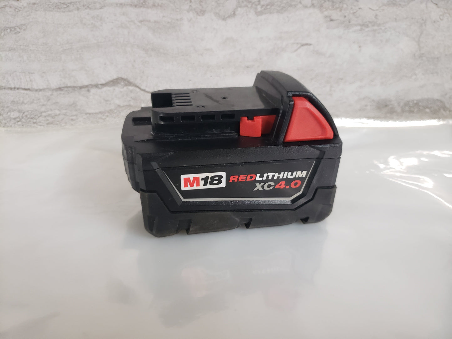 Used, Like New Milwaukee M18 4.0 Battery