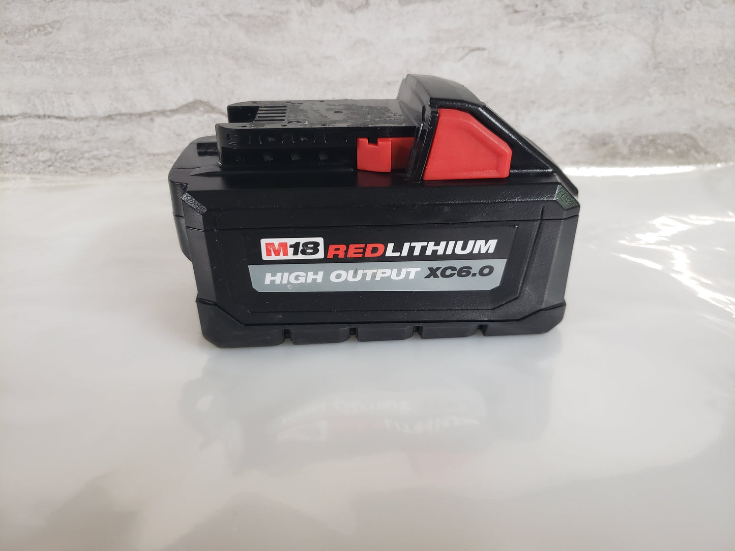 Used, Like New Milwaukee M18 6.0HO Battery